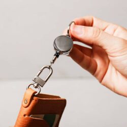 Alternative view of 真皮伸縮票卡匣