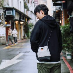 山系漫遊小廢包| 防潑水束口包 的另一種觀點